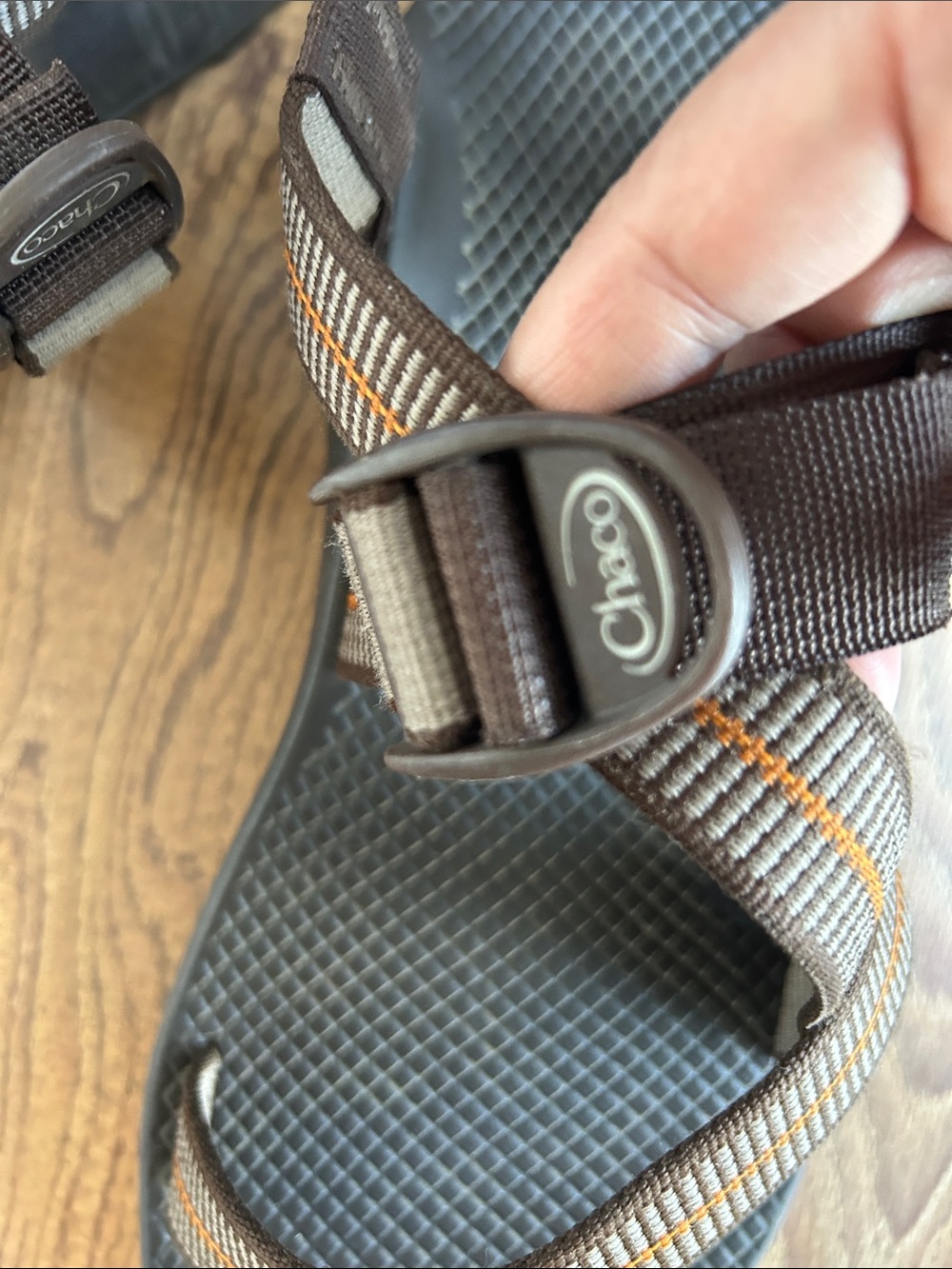 Men's Accessories Subcategory Classification - Picture 3 of 8